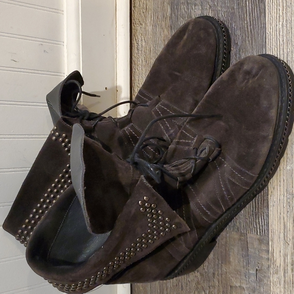 Stuart Weitzman‎ Foldover Studded Yada stud Suede Lace up Boots Size 9